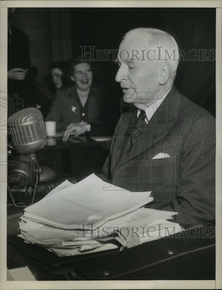 1945 Cordell Hull appears before the Pearl Harbor Committee - Historic Images