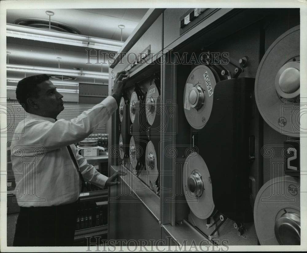 Electronic Data Processing Center, RCA Equipment - Historic Images