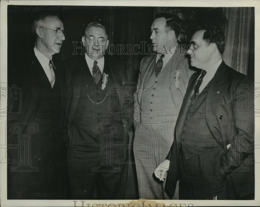 1941 Press Photo Delegates to Union Convention shown at board meeting-Historic Images