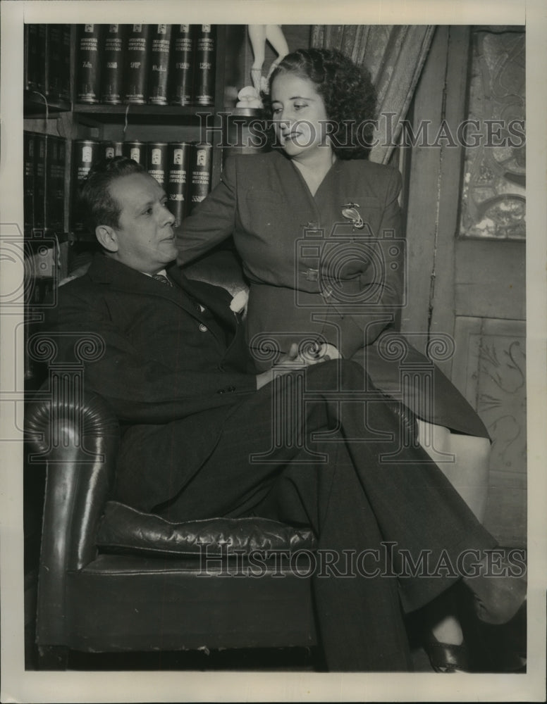 1946 Press Photo Ezequiel Padilla &amp; wife at their Mexico City home for elections-Historic Images