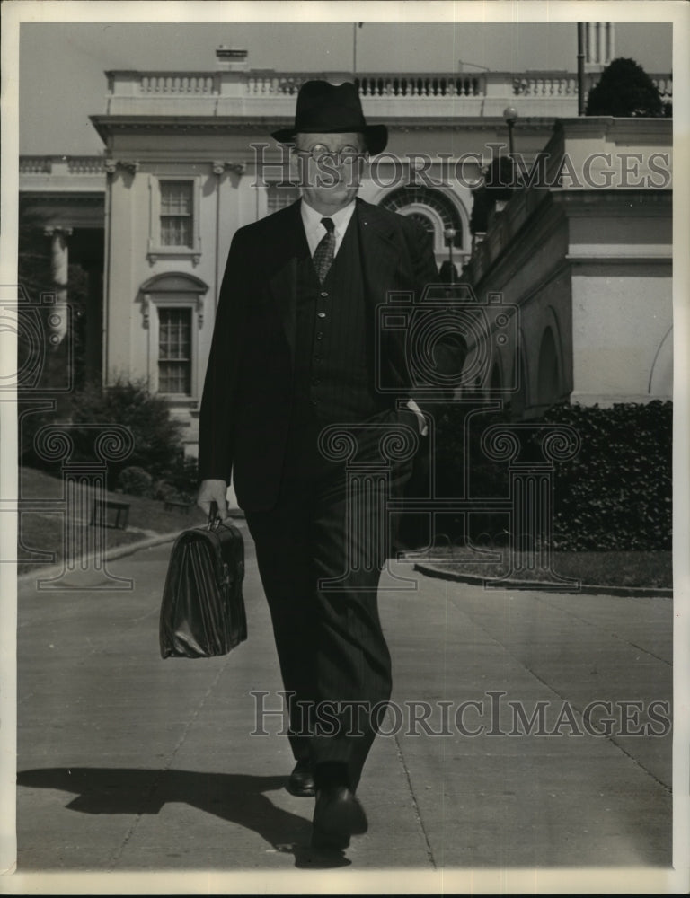 1941 Press Photo William Davis heads the Defense Mediation Board Panel-Historic Images
