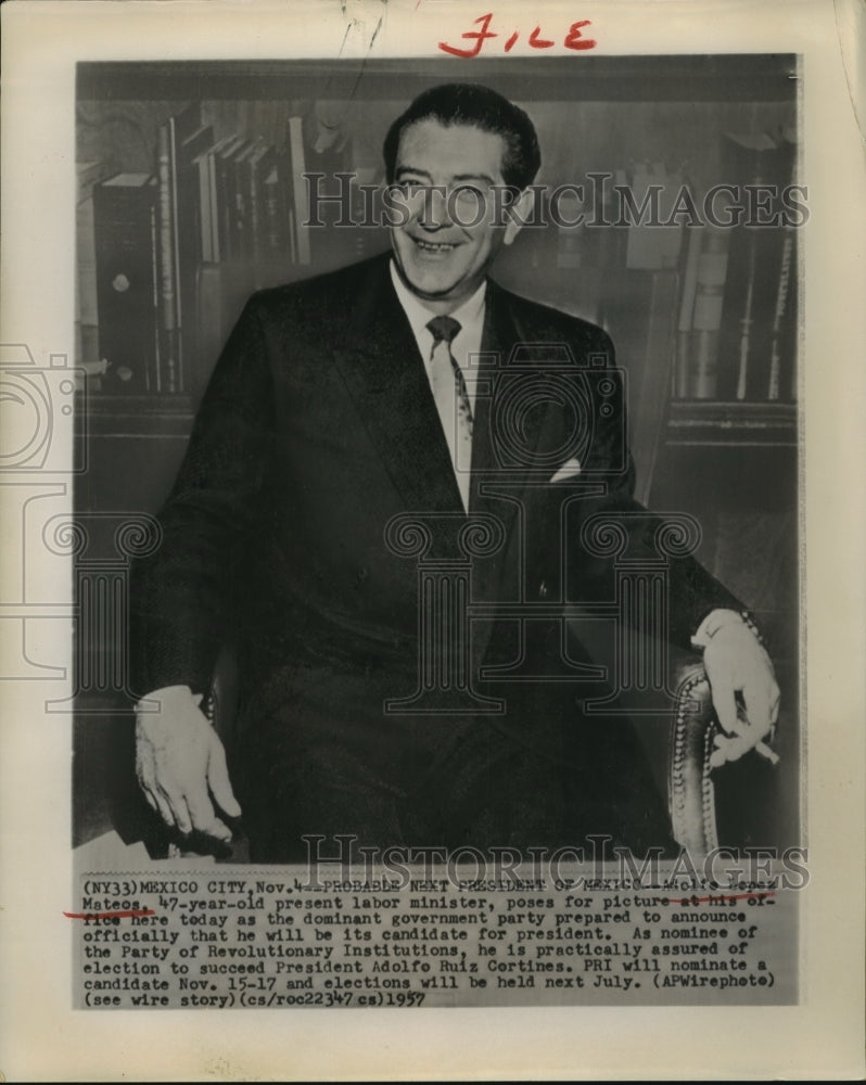 1957 Press Photo Adolfo Lopez Mateos poses for a picture at his office-Historic Images