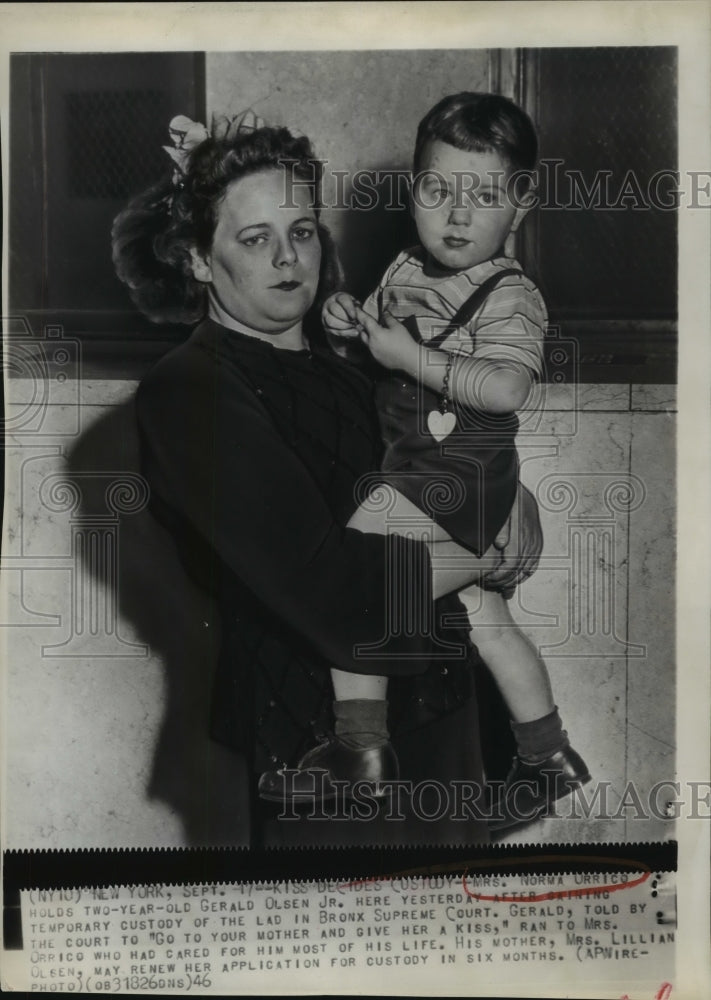 1946 Press Photo Mrs. Norma Orrico gains temporary custody of Gerald Olsen Jr.-Historic Images