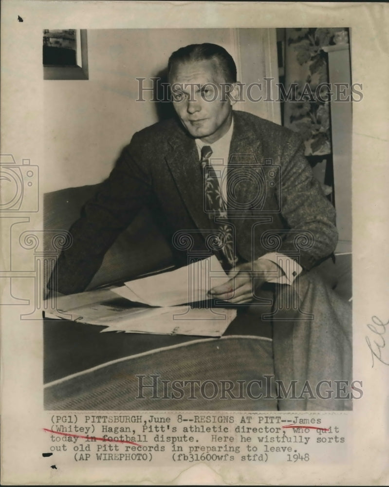 1948 Press Photo James Hagan quits Pittsburgh football team - sba18735-Historic Images