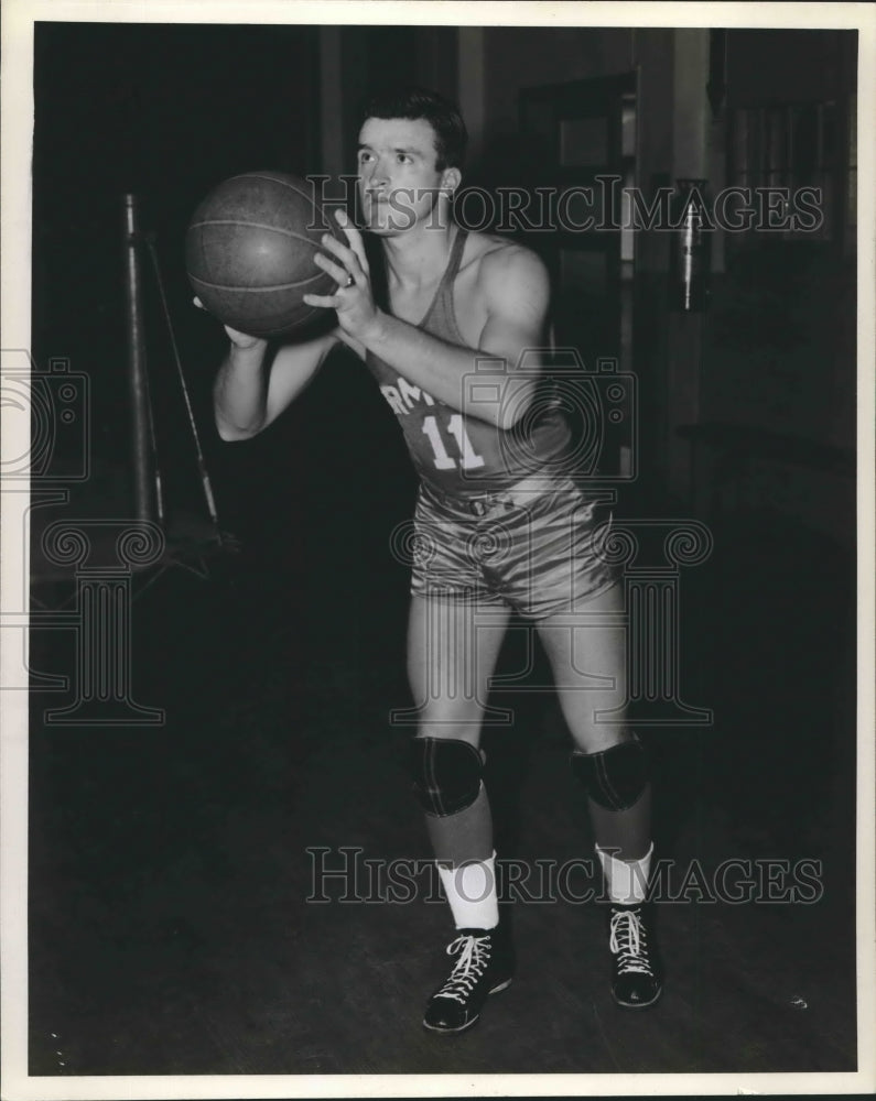 Basketball Player Bobby Balla - Historic Images