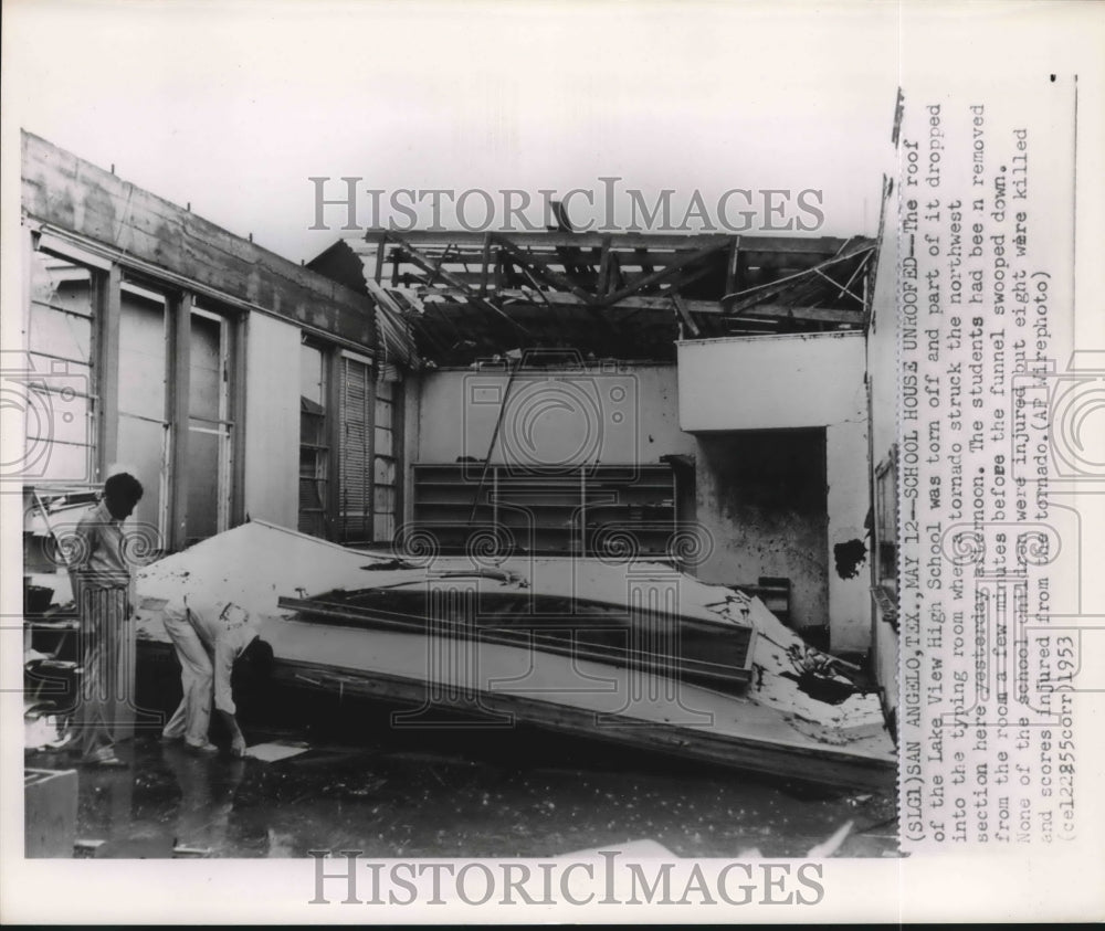 1953 Unroofed School Building after a tornado struck Waco Texas - Historic Images