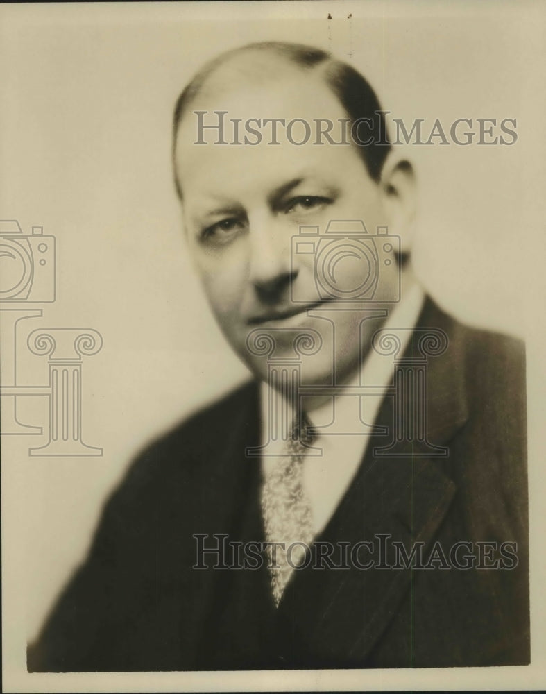 Press Photo Dan Gridley, soloist for Columbia Broadcasting Studio Air Program - Historic Images