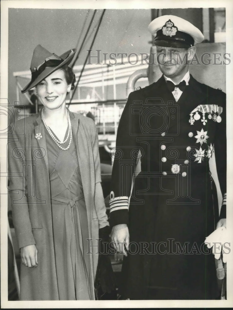 1939 Crown Prince Frederick and Crown Princess Ingrid in Los Angeles - Historic Images