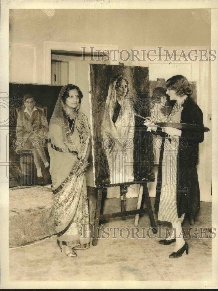 1933 Press Photo Mme Veverka wife of Czech Minister to US paints a portrait-Historic Images