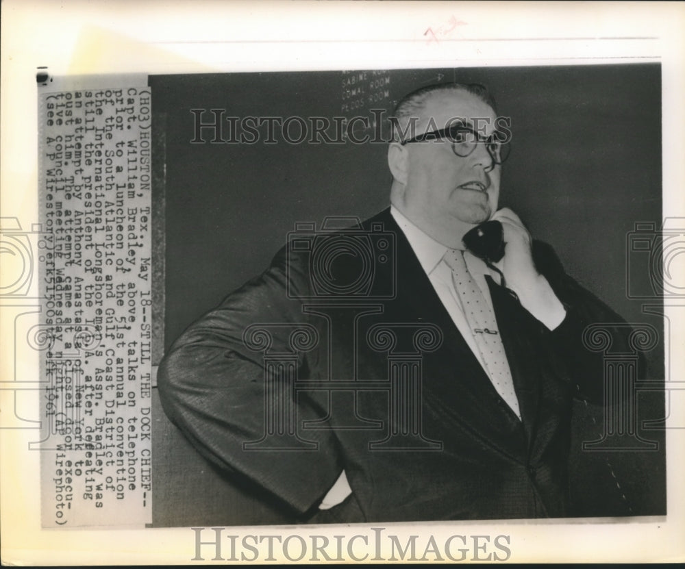 1961 Press Photo Capt. William Bradley, President of the I.I.A on the Phone-Historic Images