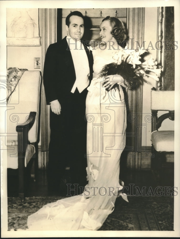 1934 Helene Forrtesque bride of Julian Louis Reynolds - Historic Images