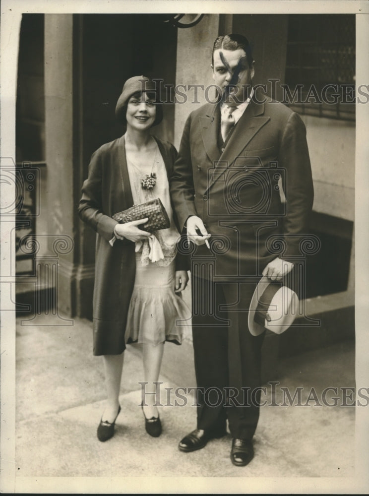 1929 Press Photo Henry A Bishop & bride the former Edith L Weed in NY-Historic Images