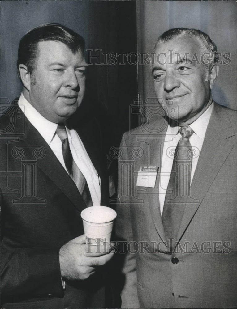 Press Photo Robert Troast of Falstaff Brewing Co & John Monfrey Falstaff Beer-Historic Images