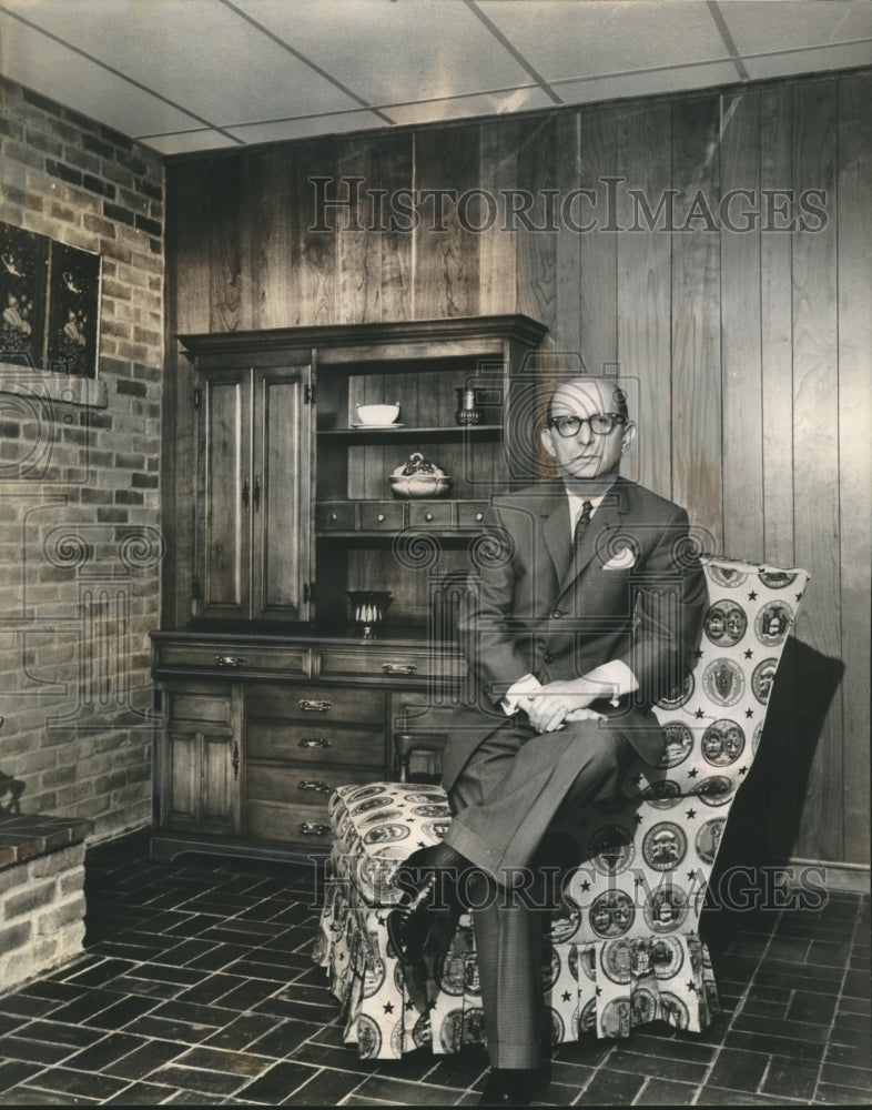 Press Photo An excellent image of D. J. Honigblum - sba22771-Historic Images