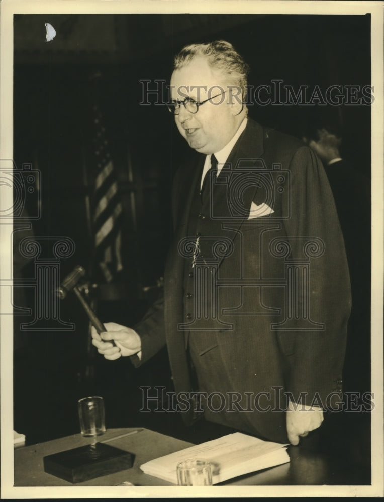 1938 Press Photo Henry Grady of U.S. Tariff Commission at the opening session - Historic Images