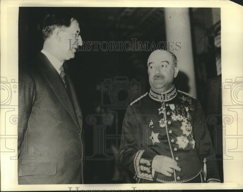 1939 Press Photo Don Juan Ontiveros Shown with Premier Eamon De Valera in Dublin- Historic Images