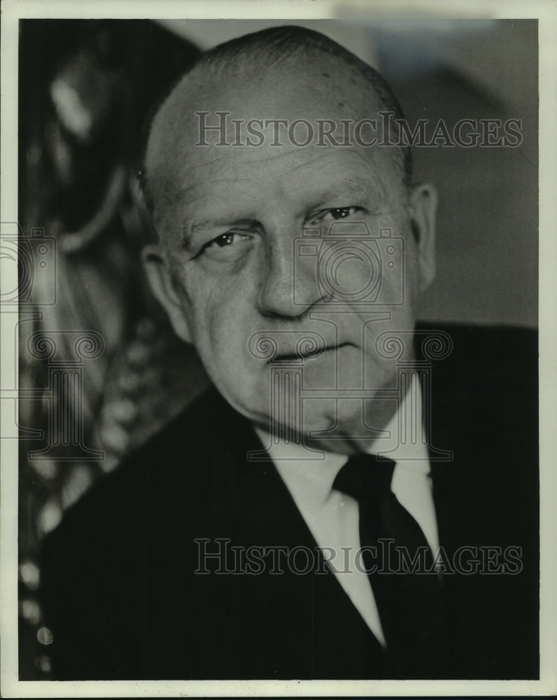 Press Photo A portrait of Segner - sba24544-Historic Images