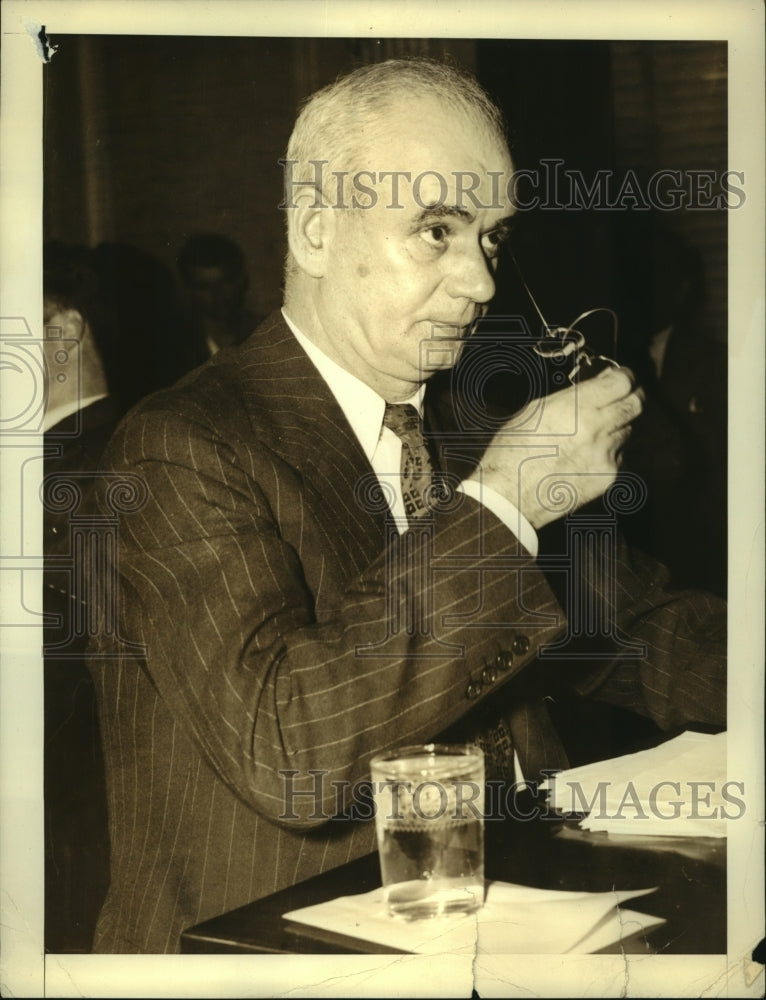 1938 Philip Murray testifies before the Civil Liberties Committee - Historic Images