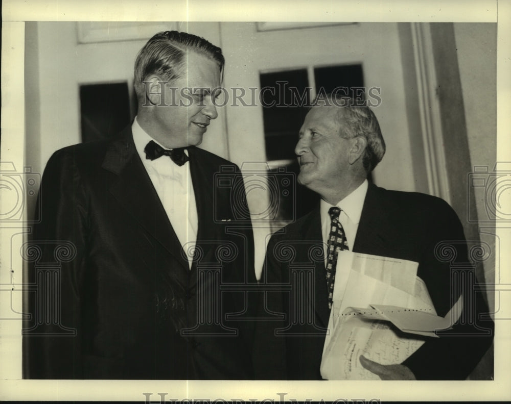 1938 Officials call the White House for the Rockland Dam Project - Historic Images