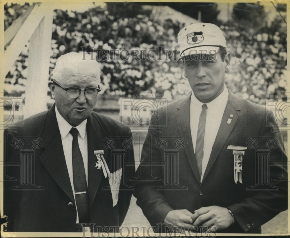 Press Photo Jim Silva acts as referee for Bolivian games with Daniel J. Ferris-Historic Images