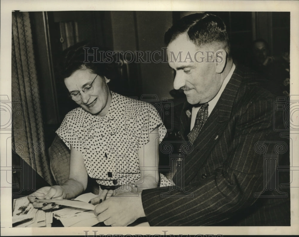 1947 Press Photo Elected Washington State&#39;s 3rd district Rep. Russell V. Mack-Historic Images