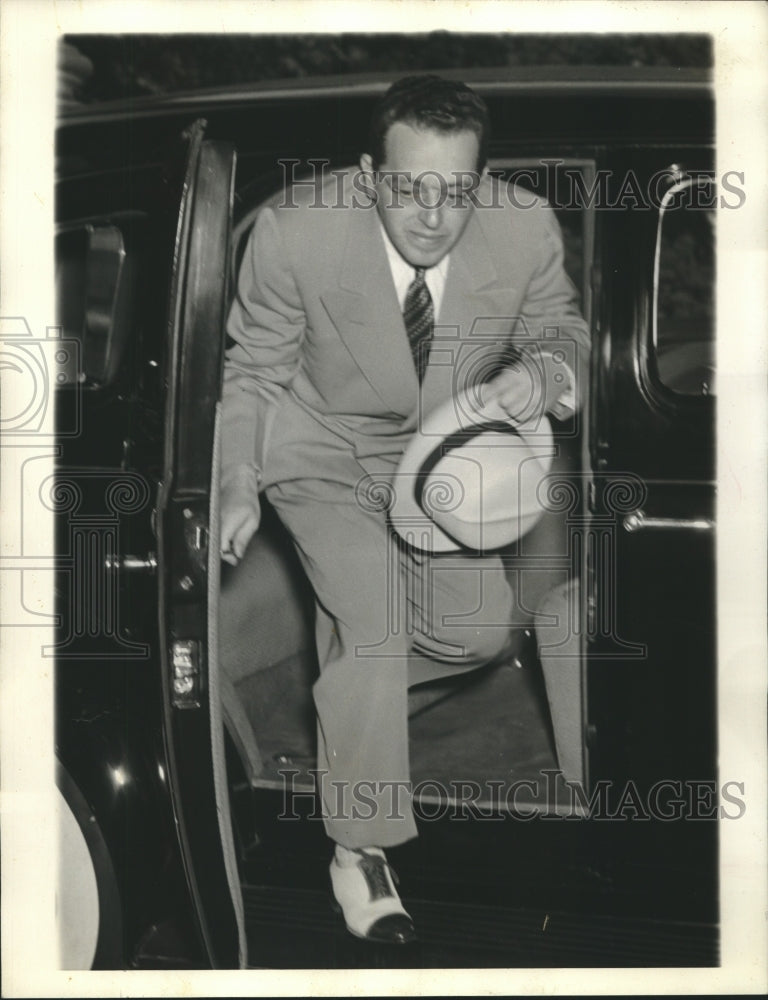 1941 Press Photo Soviet Ambassador Constantine Oumansky arrives at White House-Historic Images