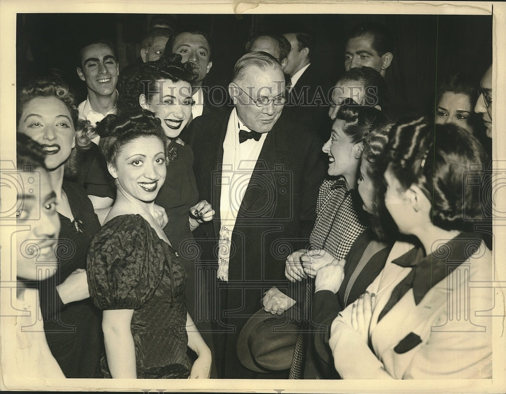 1938 Press Photo AFL president William Green at Ladies Garment workers show - Historic Images