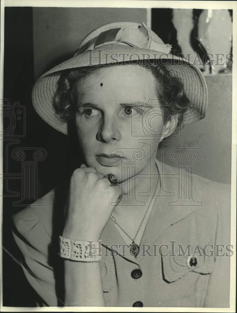 1941 Press Photo Edward Price Richards seeks legal status of a woman Los Angeles- Historic Images