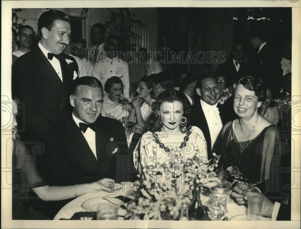 1937 Press Photo Dancer Roberta Janay Guest of First Lady Roosevelt - sba29620-Historic Images