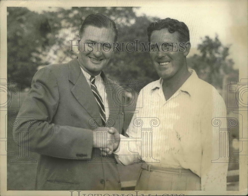 1943 Press Photo Harold McSpaden and O&#39;Neal White in All American Open Golf- Historic Images