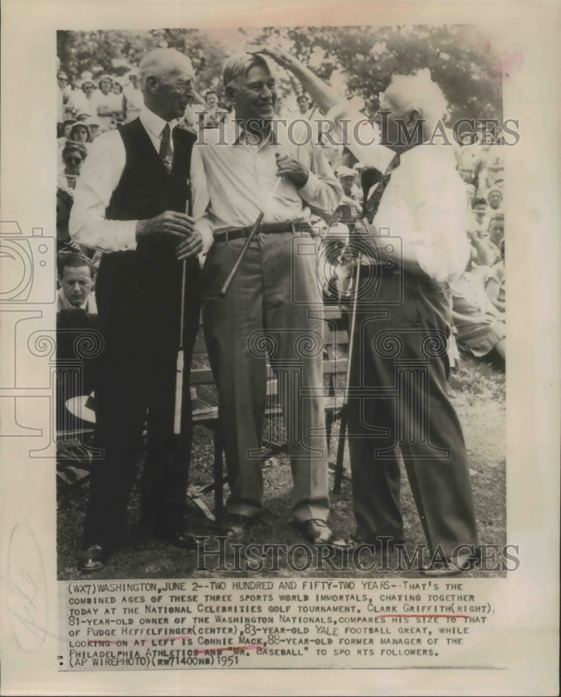 1951 Press Photo Three Sports World Immortals Chatting Together at Golf Tourny - Historic Images