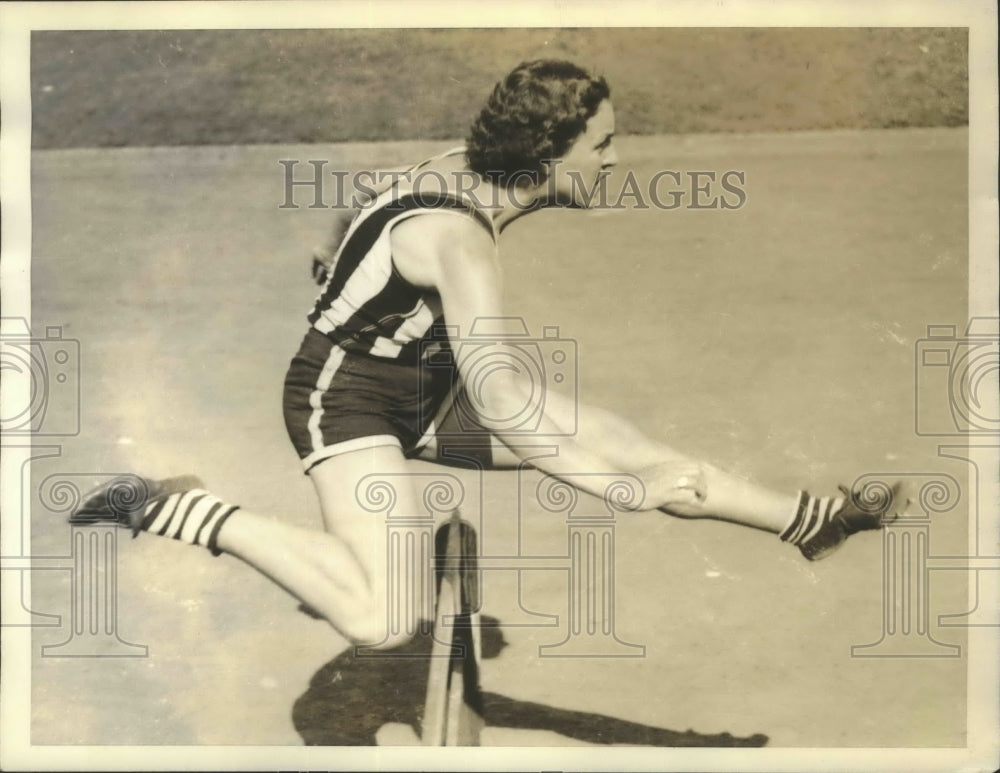 1936 Press Photo Andre Hamilton of the Western Girls' Athletic Club - sbs01688 - Historic Images