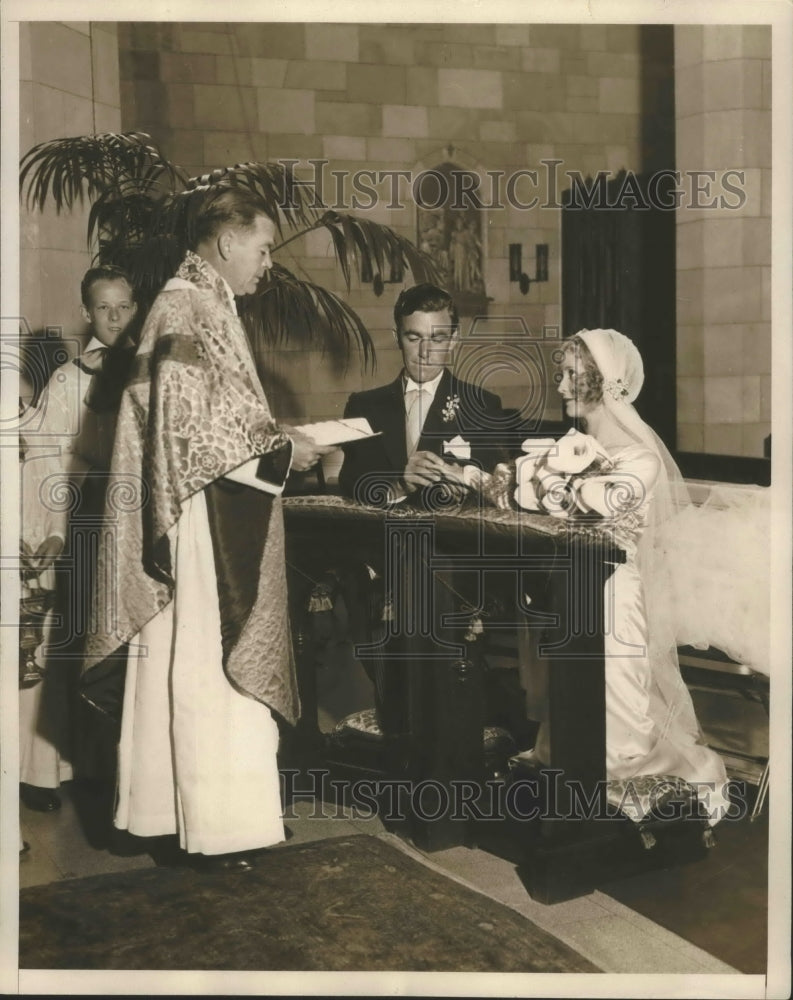 1931 Press Photo Golfer Johnny Farrrell weds Catherine Hush at Bronxville NY - Historic Images