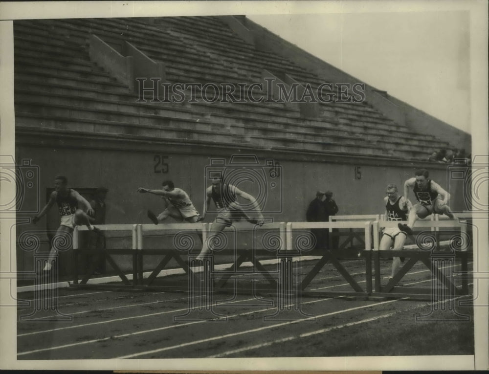 1928 Press Photo John S Collier of Brown vs Charles Webber of USC at hurdles- Historic Images