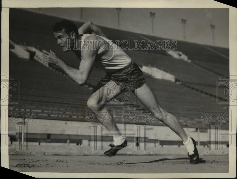 1932 Press Photo Vic Williams Training for Olympic Games in Los Angeles - Historic Images