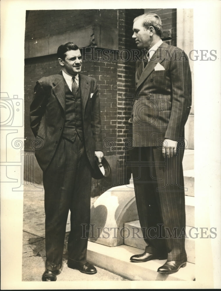 1940 Press Photo Cubs pitcher Dizzy Dean with sports writer Bill Jaeger- Historic Images