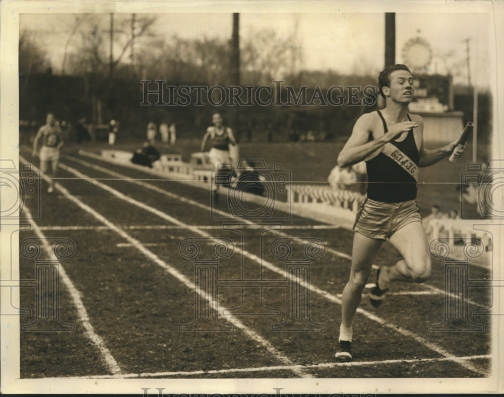 1940 Press Photo ETTC&#39;s Earl Witcher &amp; team set Relay record at Drake Relays- Historic Images