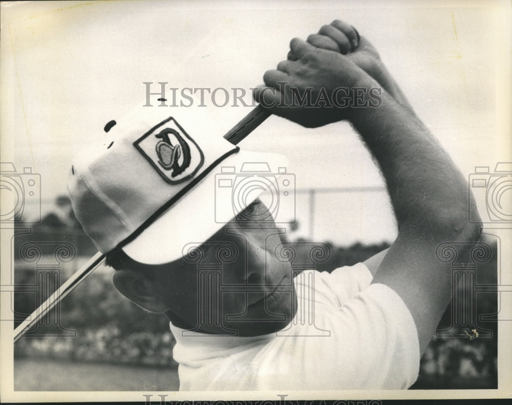 1965 Press Photo David Marr on driving range before the Jacksonville Open- Historic Images