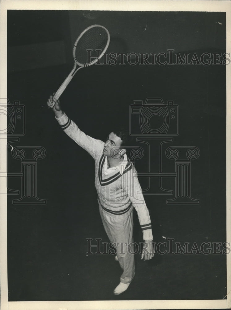 1932 Press Photo Gregory Mangin in opening play, Nat'l Indoor Tennis Tournament - Historic Images