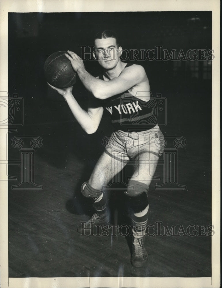 1931 Press Photo Capt. Jerry Nemececk N.Y.U. Basketball Team - Historic Images