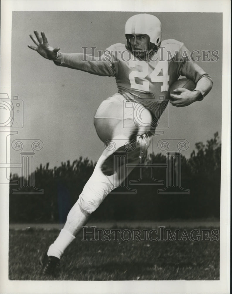 1952 Press Photo Bob McCullough Captain of Columbia Lions to take on Princeton - Historic Images