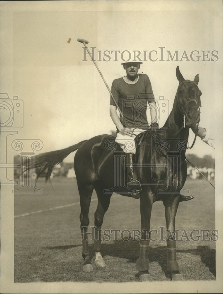 1924 Press Photo Colonel Melvill at British Polo team Practice at Meadowbrook- Historic Images