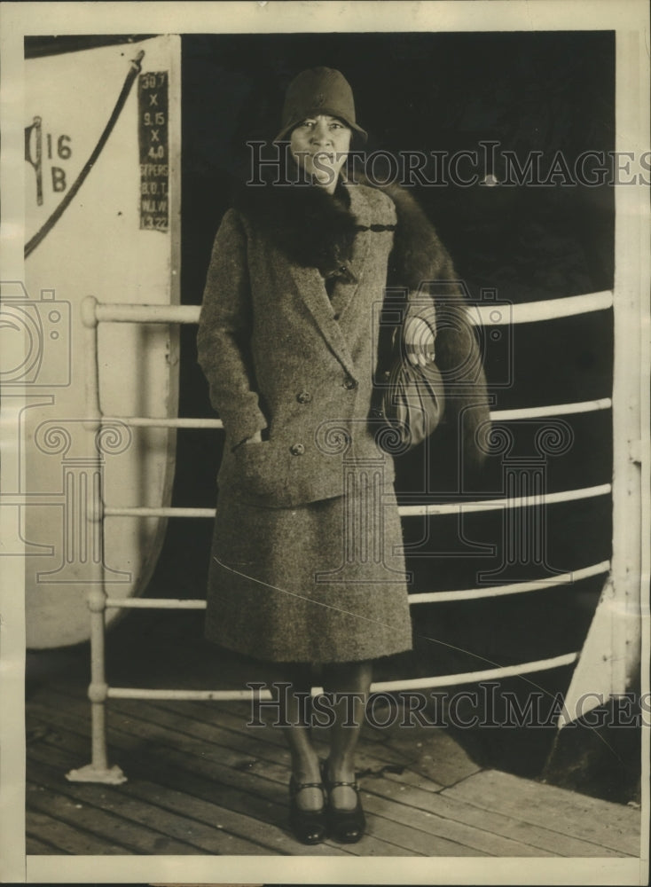 1929 Press Photo Mrs. Molla B. Mallory Tennis star sailing abroad - sbs07899 - Historic Images