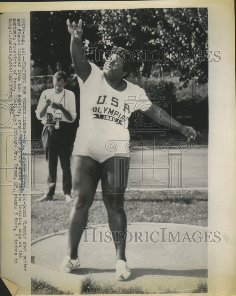 1960 Press Photo Mrs. Earlene Brown Olympic Shot Putter - sbs07924 - Historic Images