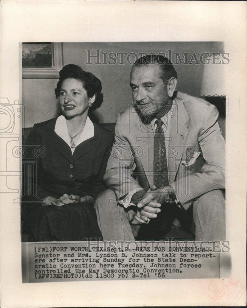 1956 Press Photo Senator &amp; Mrs.Lyndon B. Johnson arrive for Convention in Texas - Historic Images