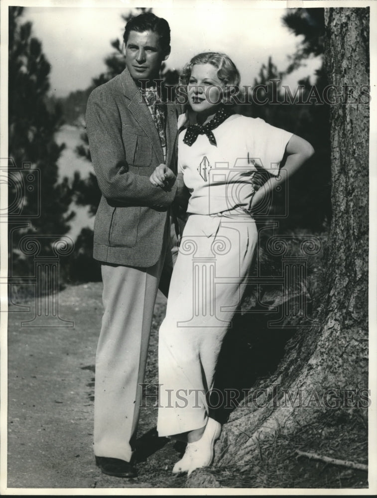 1935 Press Photo Glenda Farrell, Actress with Addison Randall on vacation - Historic Images
