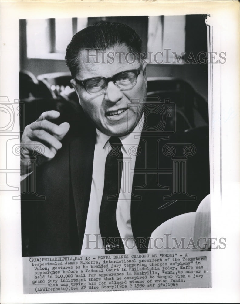 1963 Press Photo James R. Hoffa Teamsters before Federal Court in Philadelphia - Historic Images