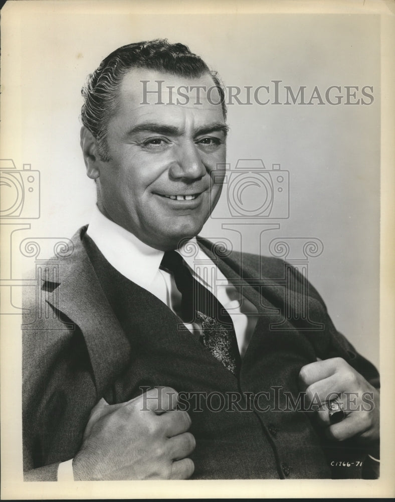 1961 Press Photo actor Ernest Borgnine - Historic Images