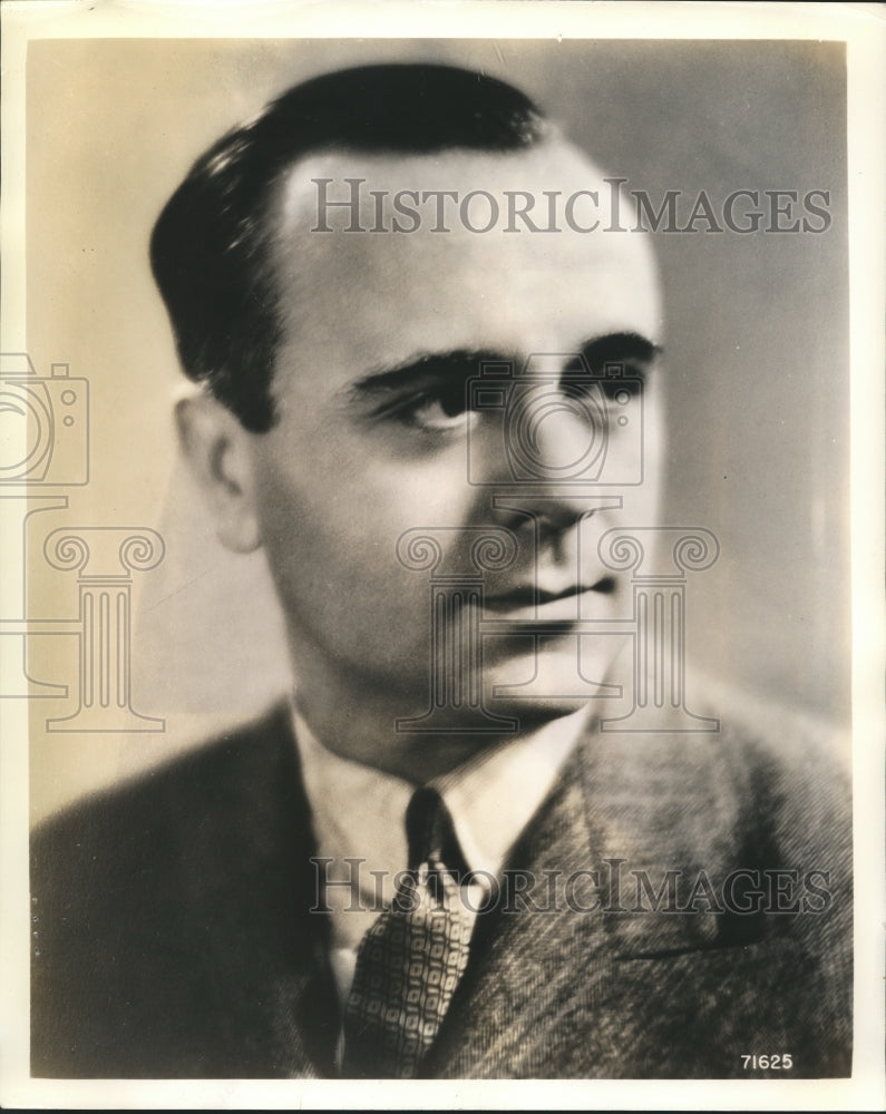 Press Photo famed pianist and conductor Jose Iturbi - sbx05532-Historic Images