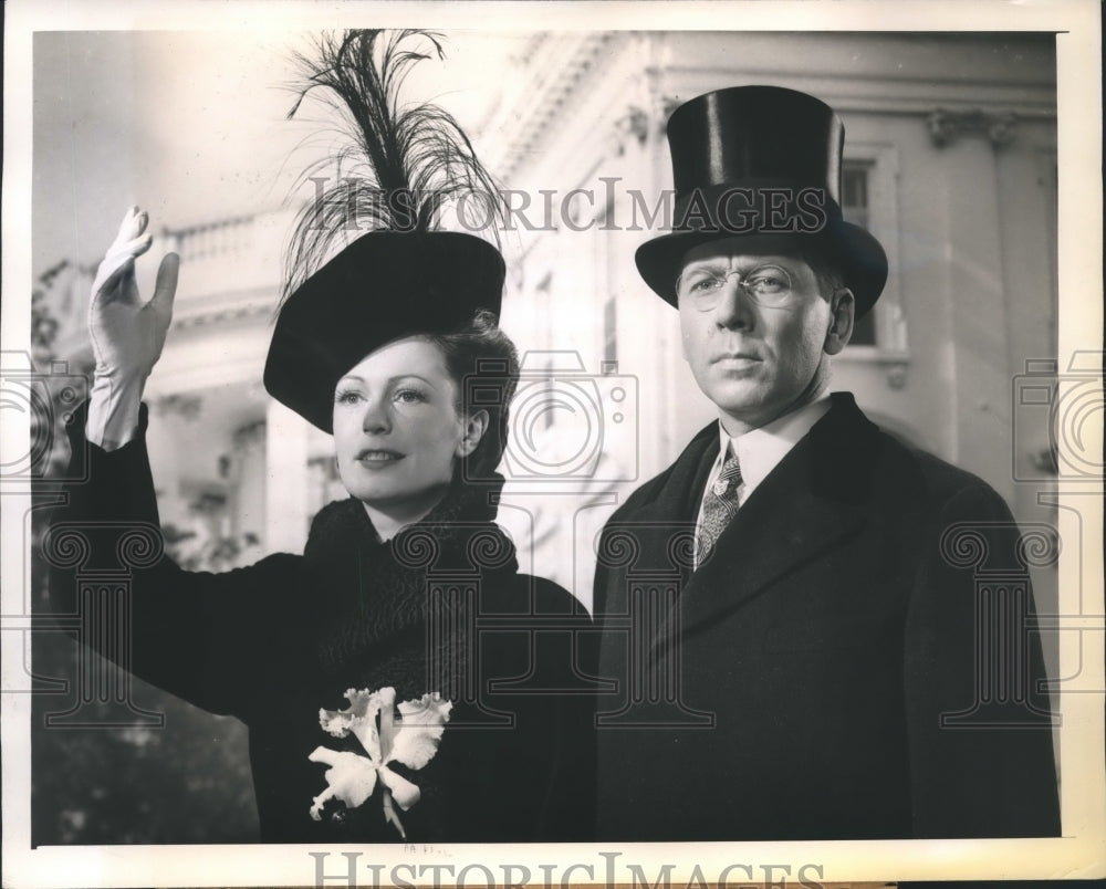 1944 Press Photo Alexander Knox & Geraldine Fitzgerald as Mr/Mrs. Woodrow Wilson-Historic Images